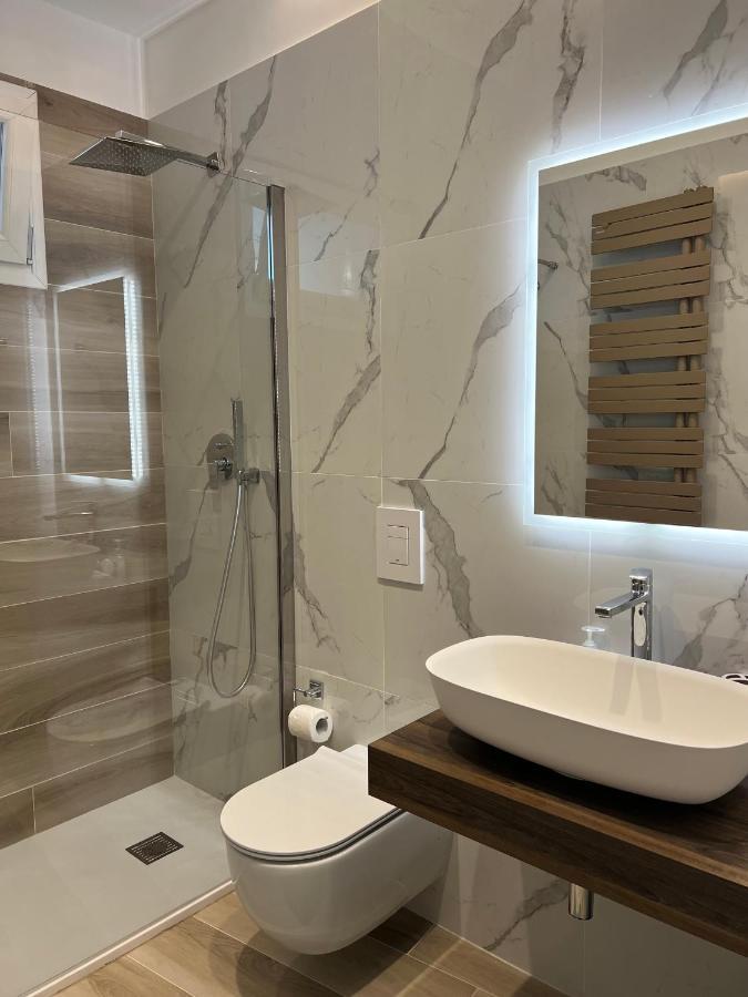 Tulip Luxury Howme Бари Екстериор снимка