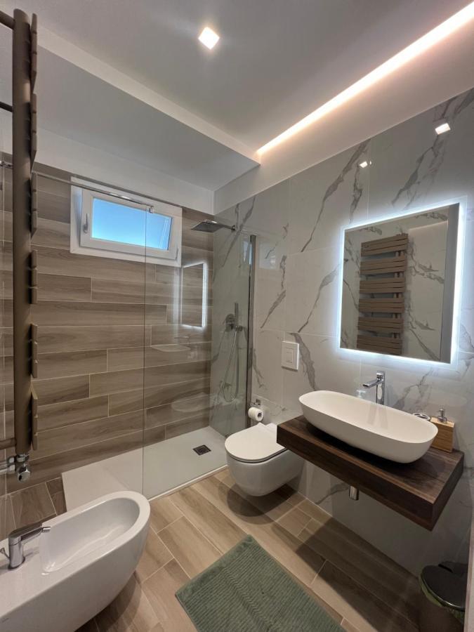Tulip Luxury Howme Бари Екстериор снимка